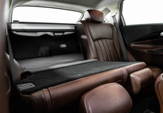 Подержанный автомобиль Infiniti QX50 2013 года (21 фото)