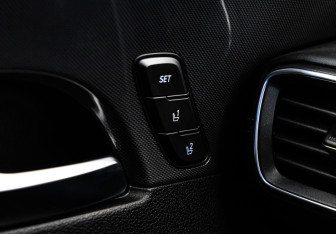 Подержанный автомобиль Hyundai Santa Fe 2021 года (25 фото)