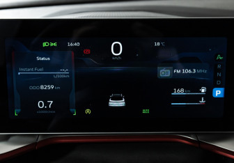 Подержанный автомобиль Geely Coolray 2024 года (12 фото)