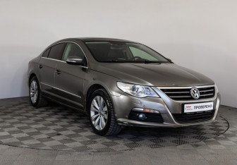 Подержанный автомобиль Volkswagen Passat CC 2010 года (3 фото)