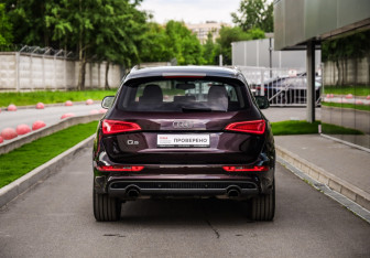 Подержанный автомобиль Audi Q5 2013 года (7 фото)