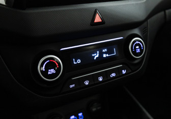 Подержанный автомобиль Hyundai Creta 2017 года (16 фото)