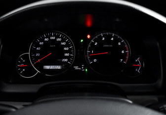 Подержанный автомобиль Toyota Land Cruiser Prado 2008 года (17 фото)
