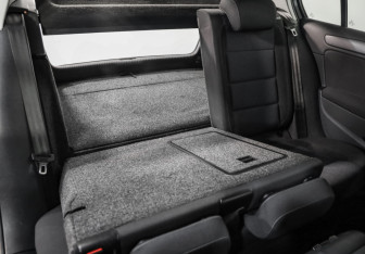 Подержанный автомобиль Volkswagen Golf Hatchback 2011 года (20 фото)