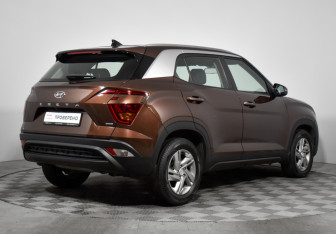 Подержанный автомобиль Hyundai Creta 2021 года (5 фото)