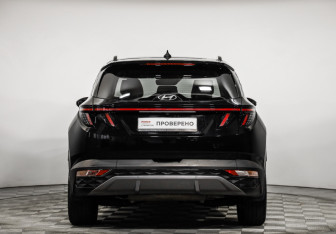 Подержанный автомобиль Hyundai Tucson 2021 года (6 фото)