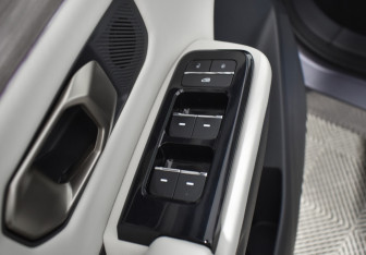 Подержанный автомобиль Jetour Dashing 2023 года (20 фото)
