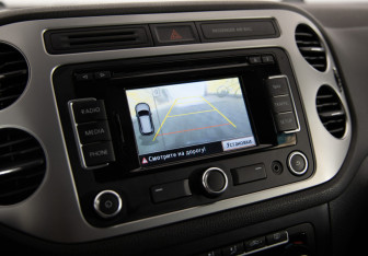 Подержанный автомобиль Volkswagen Tiguan 2013 года (17 фото)