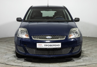 Подержанный автомобиль Ford Fiesta Hatchback 2008 года (2 фото)