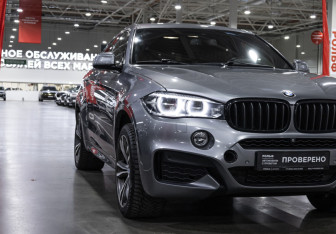 Подержанный автомобиль BMW X6 2017 года (4 фото)