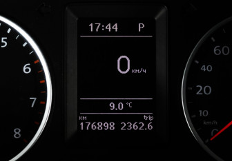 Подержанный автомобиль Volkswagen Tiguan 2011 года (18 фото)