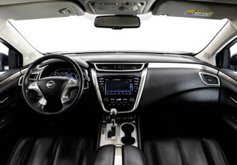 Подержанный автомобиль Nissan Murano Suv 2018 года (10 фото)