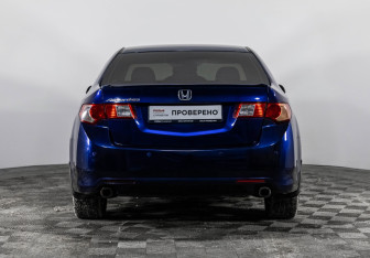 Подержанный автомобиль Honda Accord Sedan 2008 года (6 фото)