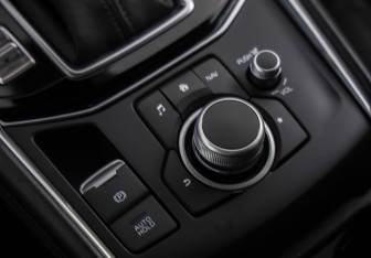 Подержанный автомобиль Mazda CX-5 2021 года (21 фото)