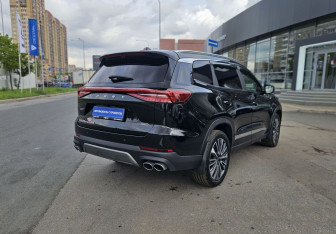 Подержанный автомобиль Chery Tiggo 8 Pro Max 2023 года (4 фото)