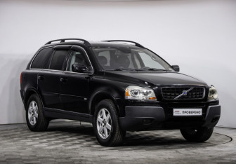 Подержанный автомобиль Volvo XC90 2002 года (3 фото)