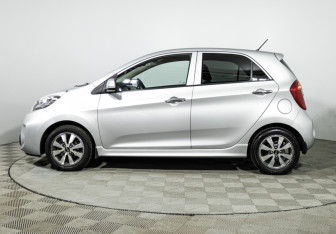 Подержанный автомобиль Kia Picanto 2016 года (8 фото)