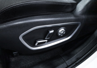 Подержанный автомобиль Geely Tugella 2024 года (22 фото)