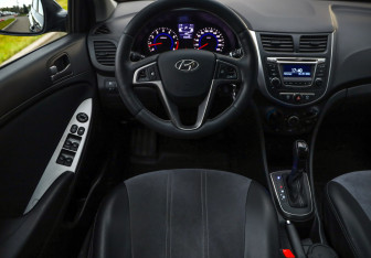 Подержанный автомобиль Hyundai Solaris Sedan 2016 года (12 фото)