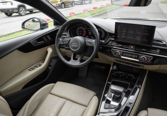 Подержанный автомобиль Audi A5 Liftback 2020 года (13 фото)