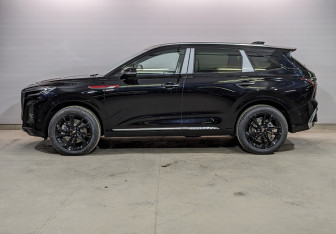 Новый Hongqi HS3 2025 (3 фото)