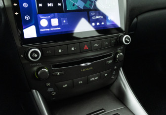 Подержанный автомобиль Lexus IS Sedan 2008 года (15 фото)