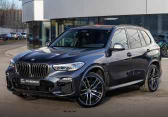 Подержанный автомобиль BMW X5 2020 года (2 фото)