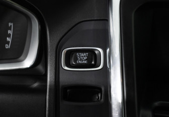 Подержанный автомобиль Volvo XC60 2016 года (19 фото)