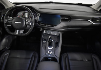Подержанный автомобиль Haval F7 2019 года (14 фото)