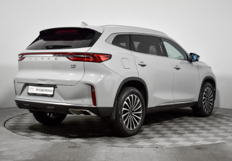 Подержанный автомобиль Exeed TXL 2023 года (5 фото)