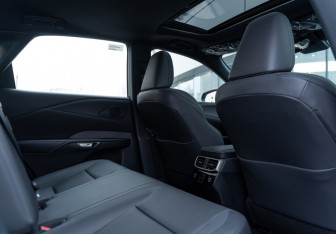 Новый Lexus RX 2025 (10 фото)