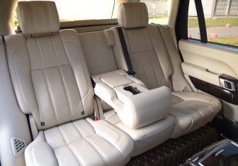 Подержанный автомобиль Land Rover Range Rover 2016 года (29 фото)