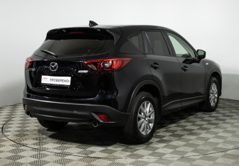 Подержанный автомобиль Mazda CX-5 2017 года (5 фото)