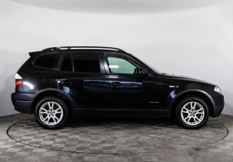 Подержанный автомобиль BMW X3 2008 года (4 фото)