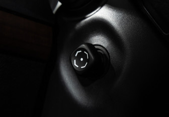 Подержанный автомобиль Toyota Land Cruiser Prado 2014 года (20 фото)