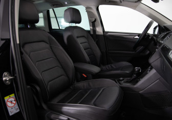 Подержанный автомобиль Volkswagen Tiguan 2019 года (9 фото)