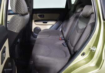 Подержанный автомобиль Kia Soul 2010 года (11 фото)