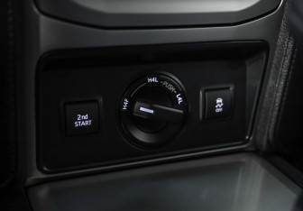 Подержанный автомобиль Toyota Land Cruiser Prado 2022 года (19 фото)