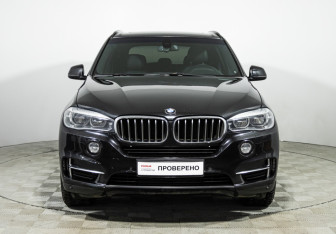 Подержанный автомобиль BMW X5 2017 года (2 фото)