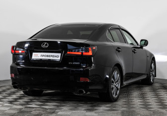 Подержанный автомобиль Lexus IS Sedan 2008 года (6 фото)