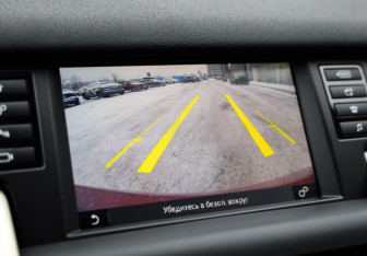 Подержанный автомобиль Land Rover Discovery Sport 2019 года (16 фото)