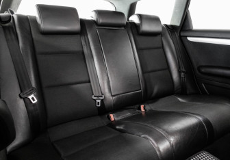 Подержанный автомобиль Audi A4 Wagon 2007 года (16 фото)