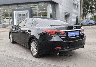 Подержанный автомобиль Mazda 6 Sedan 2016 года (6 фото)