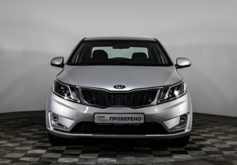 Подержанный автомобиль Kia Rio Sedan 2012 года (2 фото)