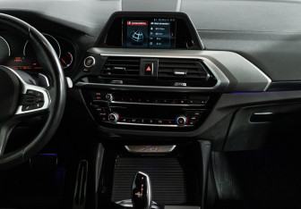 Подержанный автомобиль BMW X4 2019 года (14 фото)