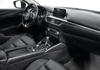 Подержанный автомобиль Mazda 6 Sedan 2018 года (13 фото)