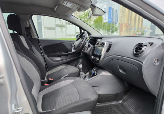 Подержанный автомобиль Renault Kaptur 2017 года (10 фото)