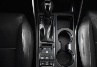 Подержанный автомобиль Hyundai Tucson 2016 года (10 фото)