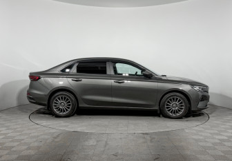Подержанный автомобиль Geely Emgrand 2023 года (4 фото)