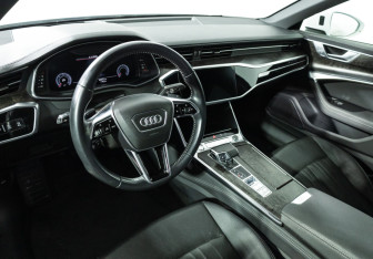 Подержанный автомобиль Audi A6 Sedan 2019 года (11 фото)